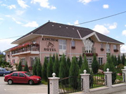 http://szallas.hu/